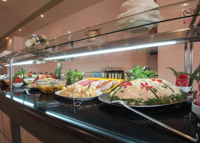 中央中心酒店 - 仅限成人 4*