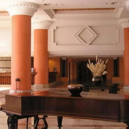Zentral Center - Adults Only Hotel