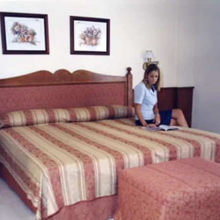 فندق Zentral Center - Adults Only 4*